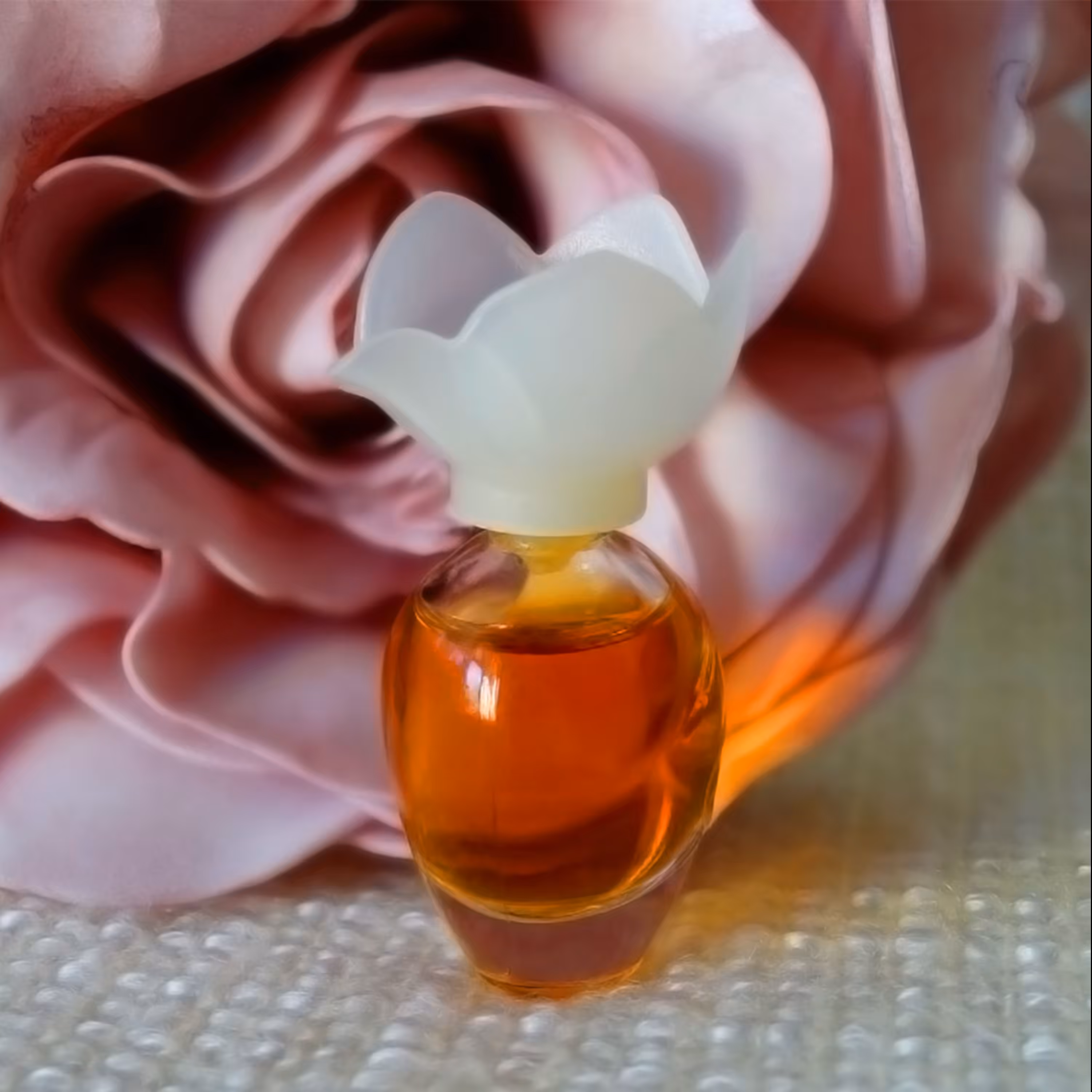 عطر کلوهه نارسیس با حجم 10 میل - Chloe Narcisse