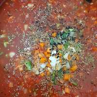 ترشی گوجه (850 گرمی)