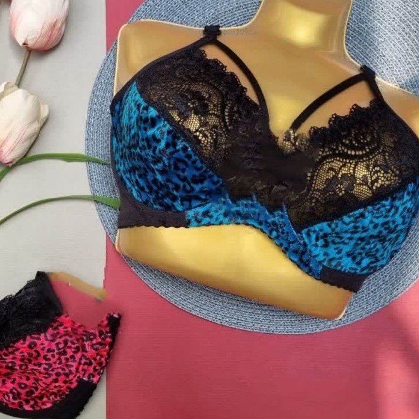 سوتین  دلبرونه فنردار اعلا