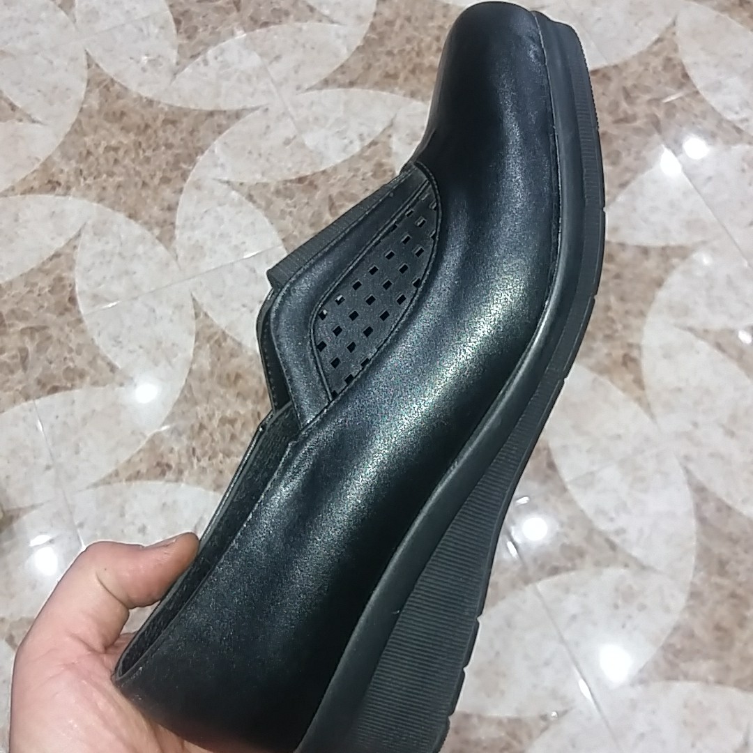 کفش زنانه کش وسط