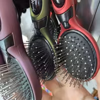 برس کودک با کیفیت عالی،موجود در سه رنگ بنفش،صدری،زرشکی