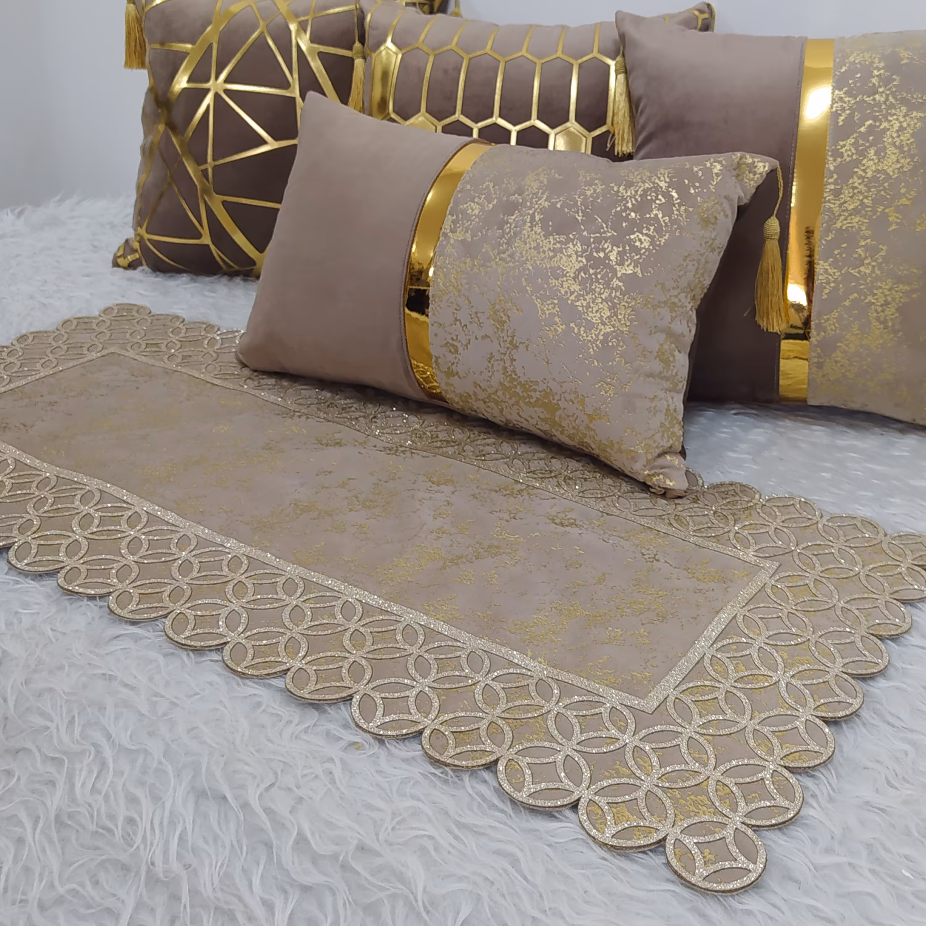 رومیزی جلومبلی 