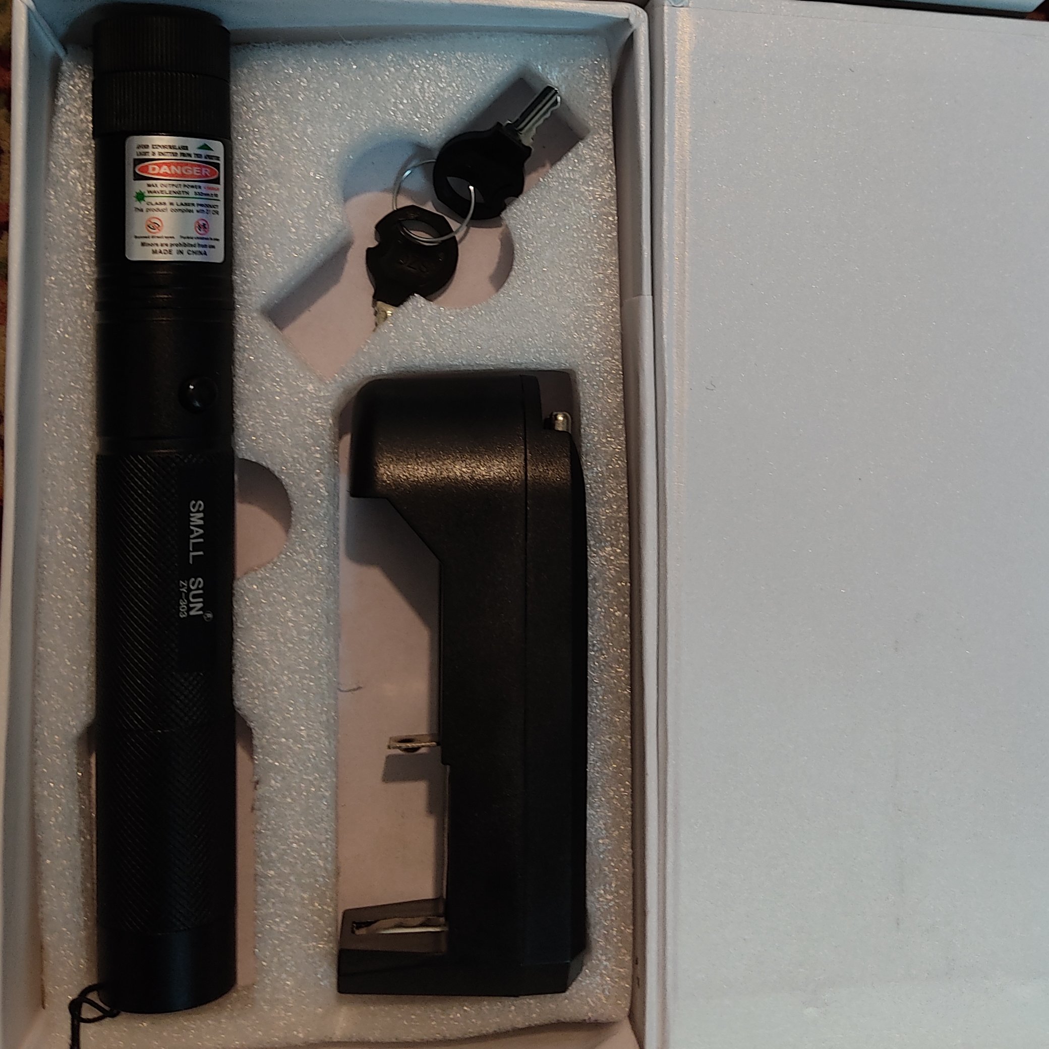 لیزر سبز 7 کیلومتری