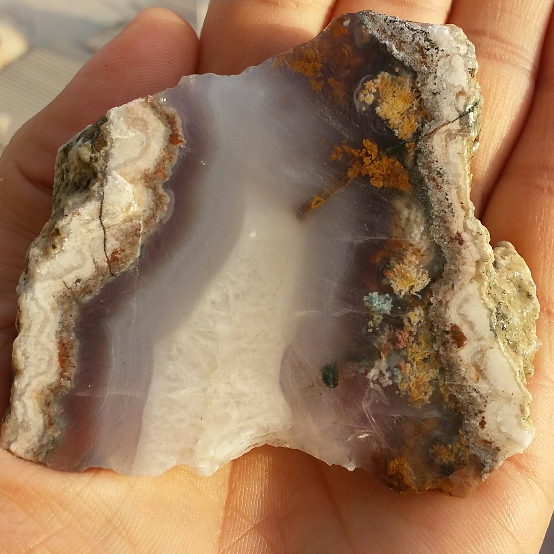 اسلایس سنگ راف شجر دریایی 7رنگ به همراه عقیق سلیمانی 3بعدی رنگی فوق العاده خاص و کمیاب
شاهکار خلقت
100 در 100 طبیعی