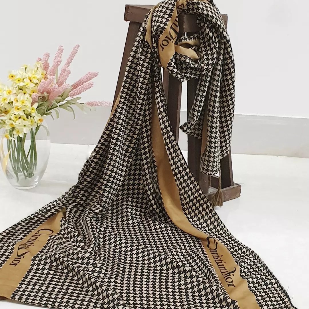 شال و روسری گیلاسی