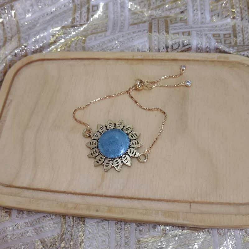 دستبند رزین طرح خورشید 