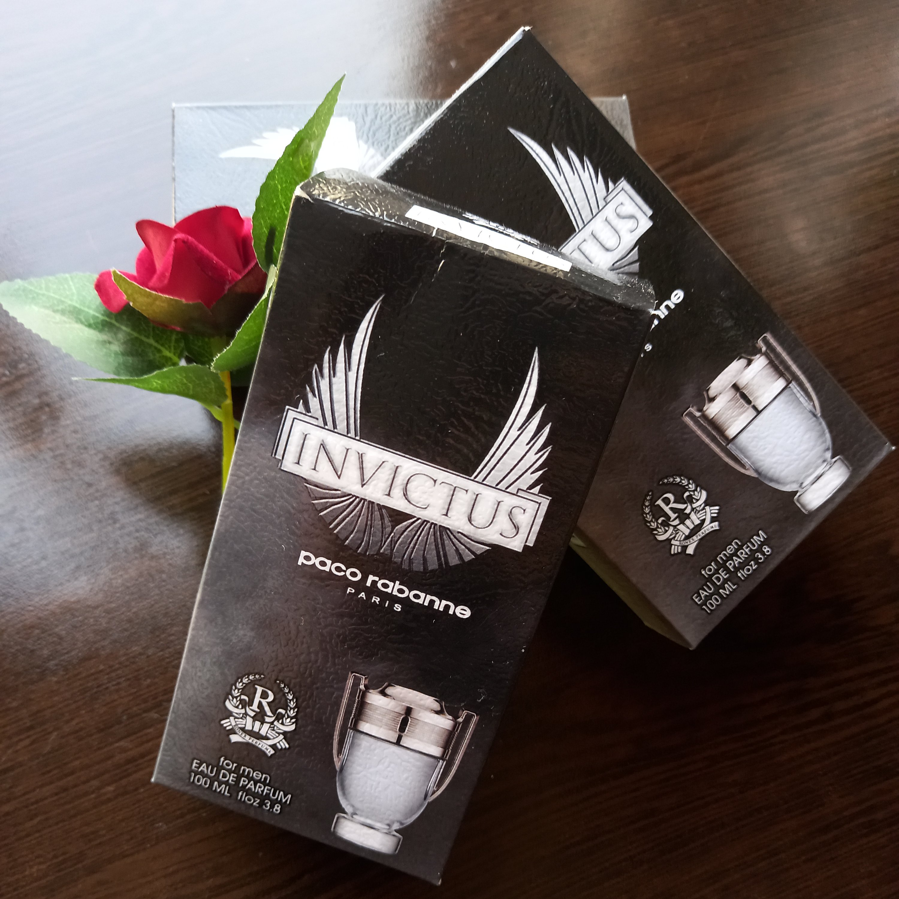 تستر  ادکلن با جعبه 100 میل اینویکتوس invictus
