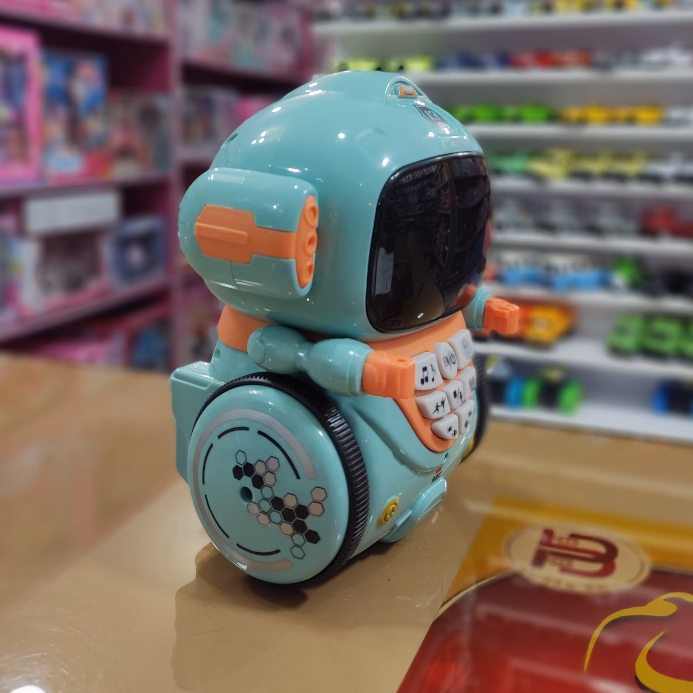 ربات اسباب بازی قصه گو