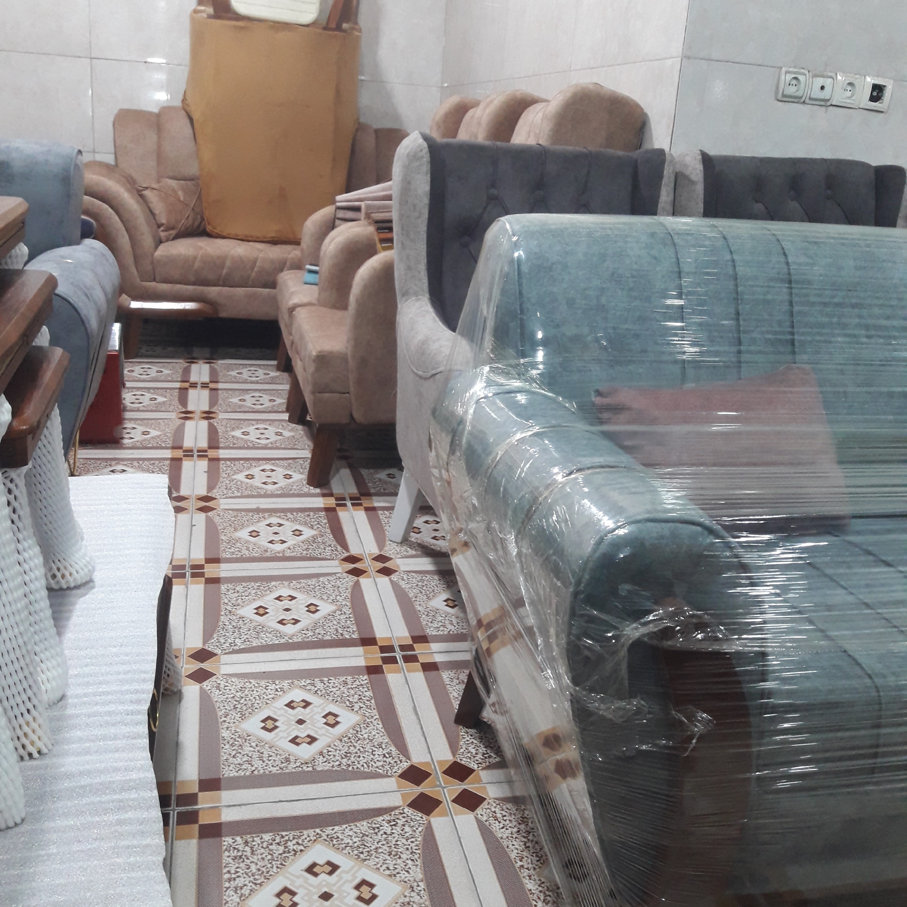 مبلمان مبل راحت شیک و زیبا