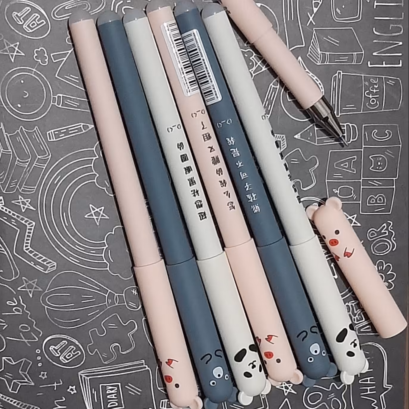 خودکار مدل خرسی پاکن دار

بسیار خودکار جذاب زیبا با کیفیت عااالی

در 3مدل زیبا