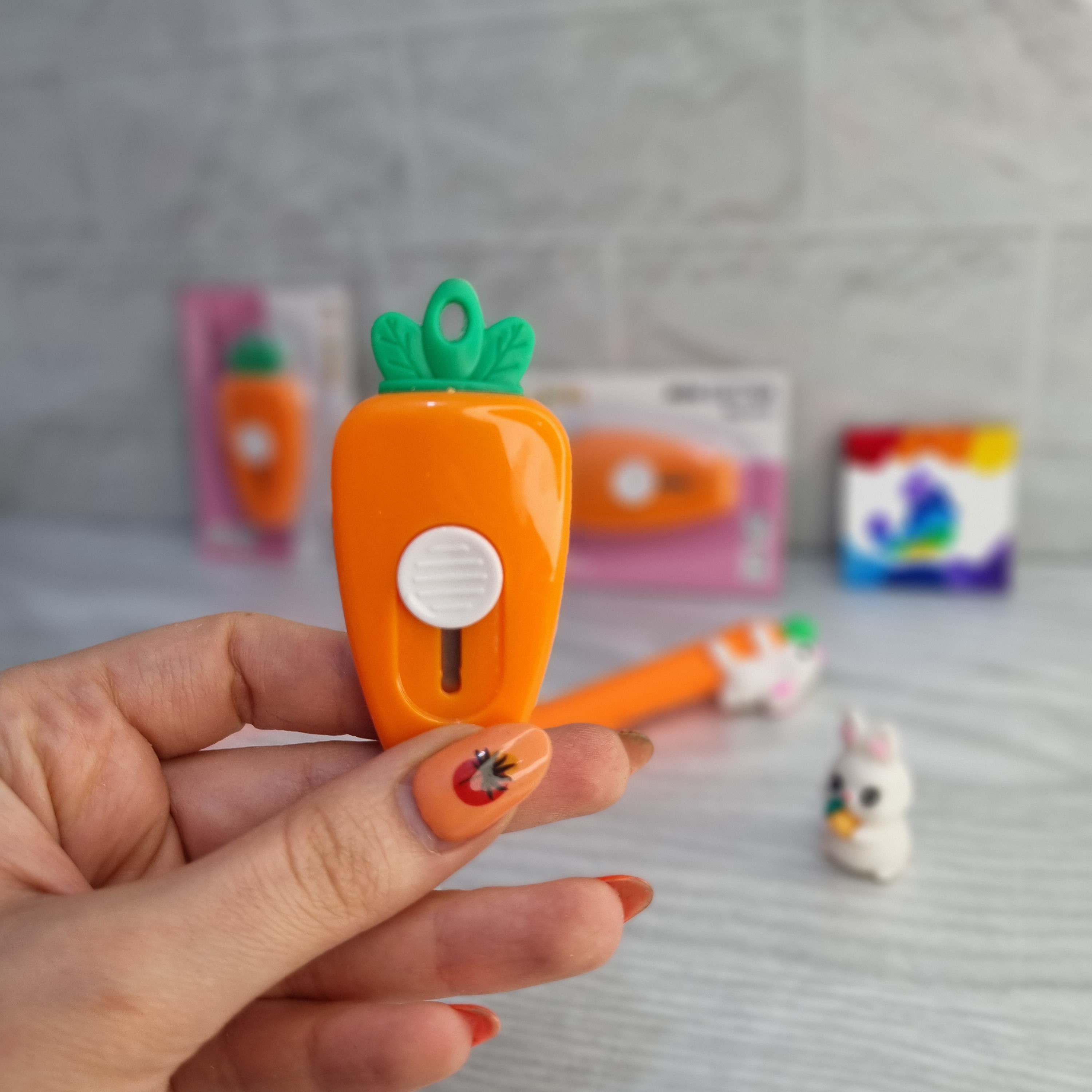 کاتر کوچک فانتزی وارداتی طرح هویج نارنجی