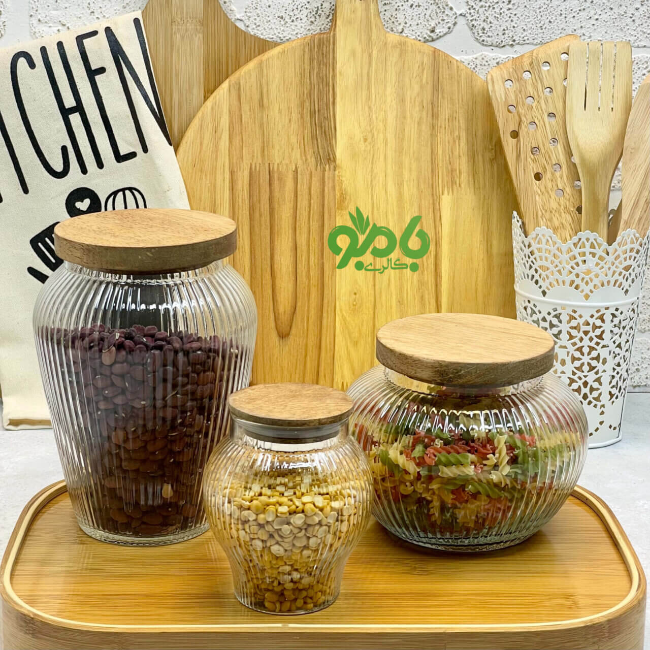 بانکه شیشه ای درب چوب تیام