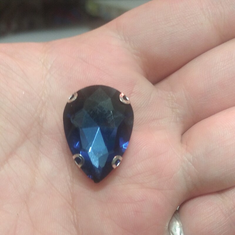 اشک بزرگ پایه دار سرمه ای 1 عدد