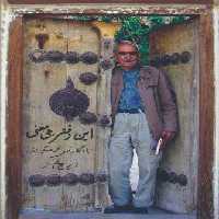 این دفتر بی معنی (یادگارنمای فرهنگی از ایرج افشار)