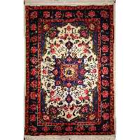 فرش دستبافت دو متری طرح گل سرخ بیجار کد 253