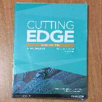 کتاب کاتینگ ادج پری اینترمدیت Cutting Edge Pre Intermediate  همراه با کتاب کار و cd