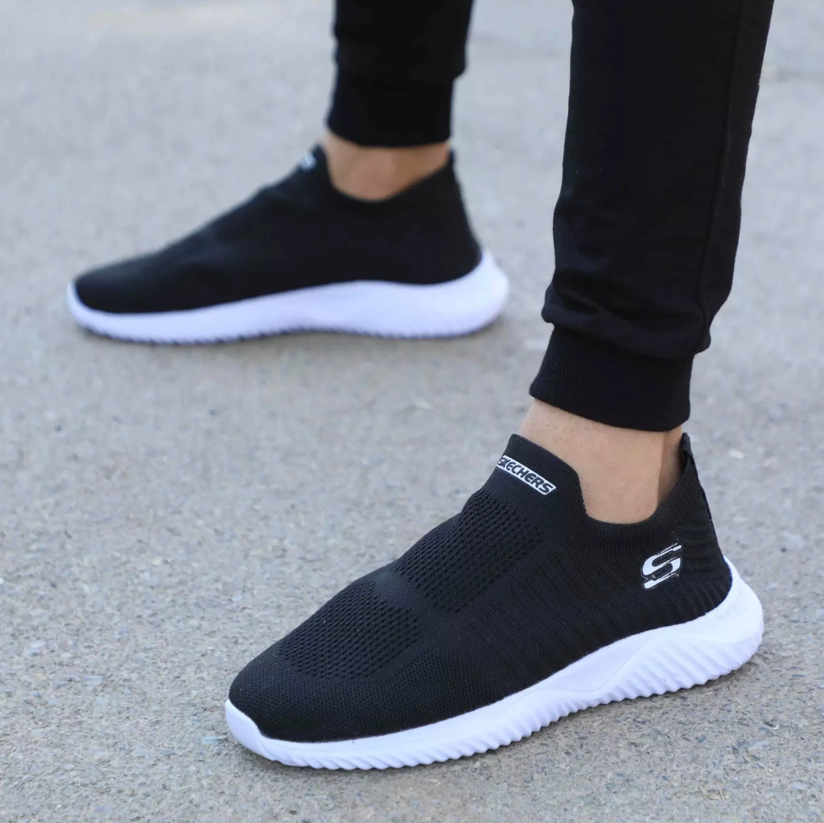 کفش کتونی اسکیچرز 