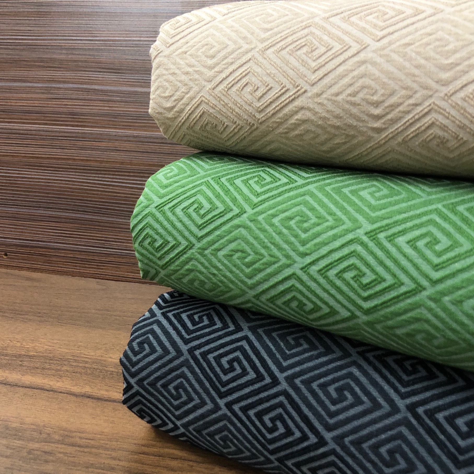 پارچه ژاکارد تابستانی طرح لوزی