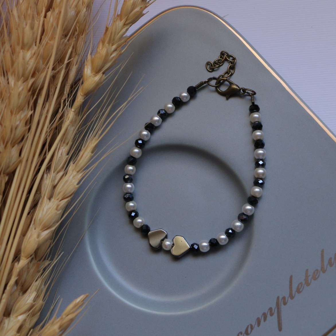 دستبند مهره ای