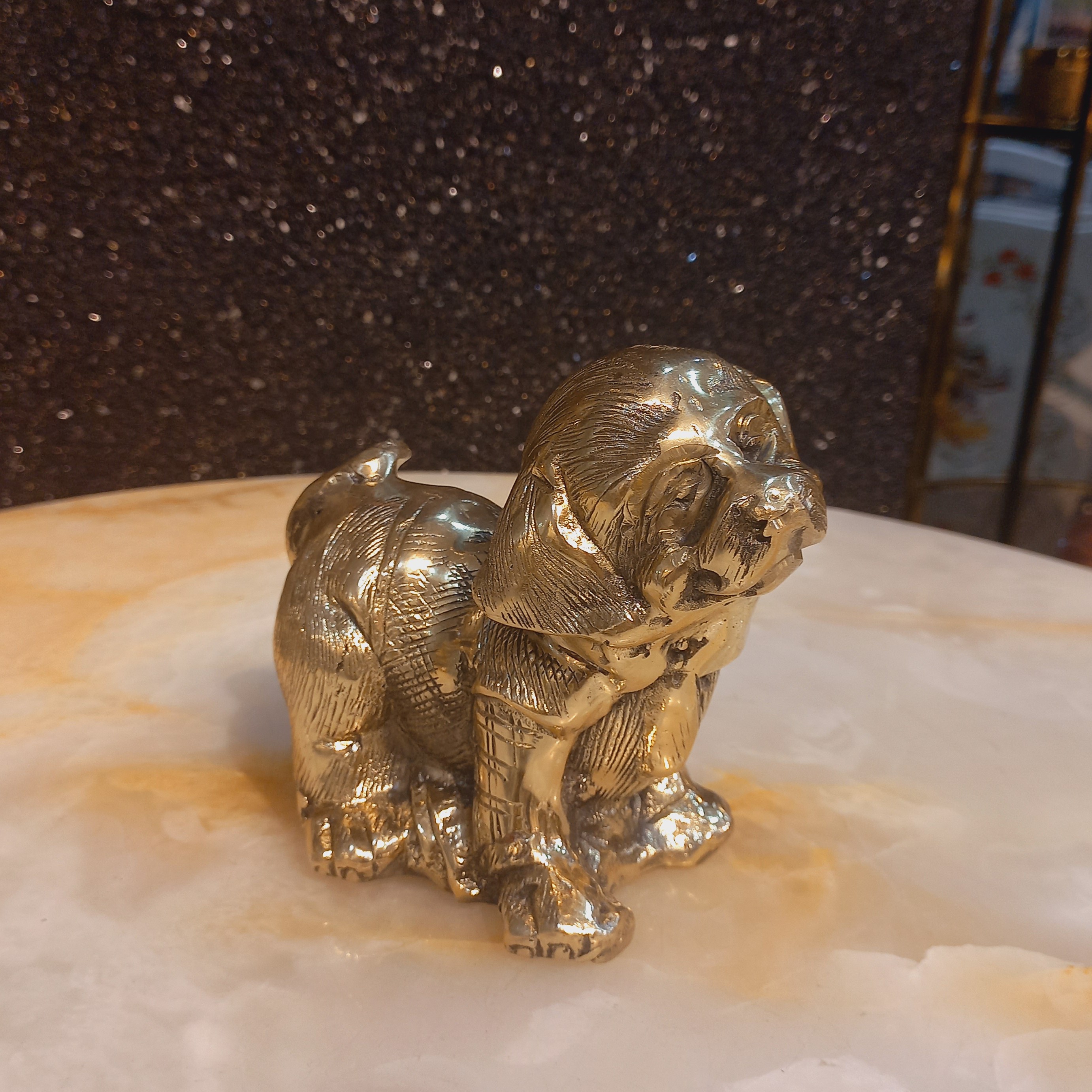 مجسمه دو تیکه سگ برنجی(برنز)سیاه قلم کیفیت و پرداخت درجه یک