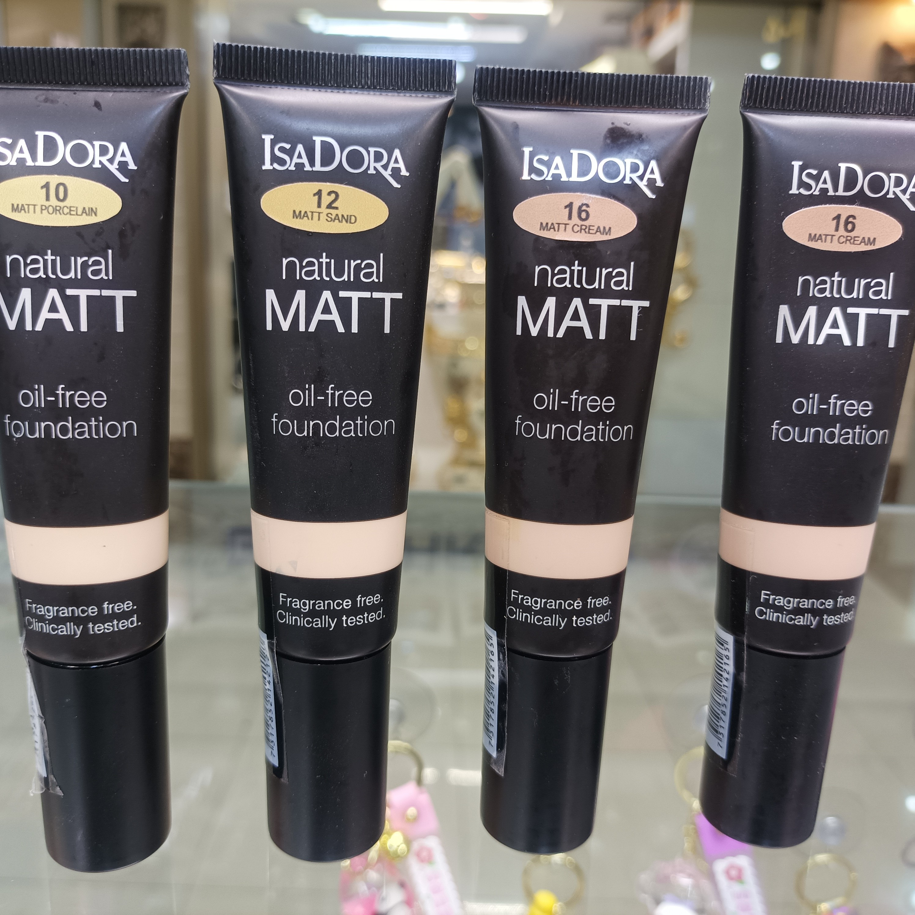 کرم پودر تیوپی ایزادورا 