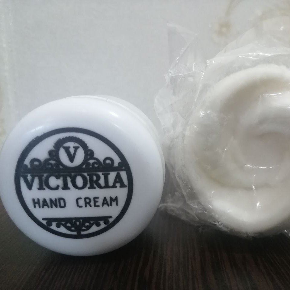 کرم جوانساز دست ویکتوریا 