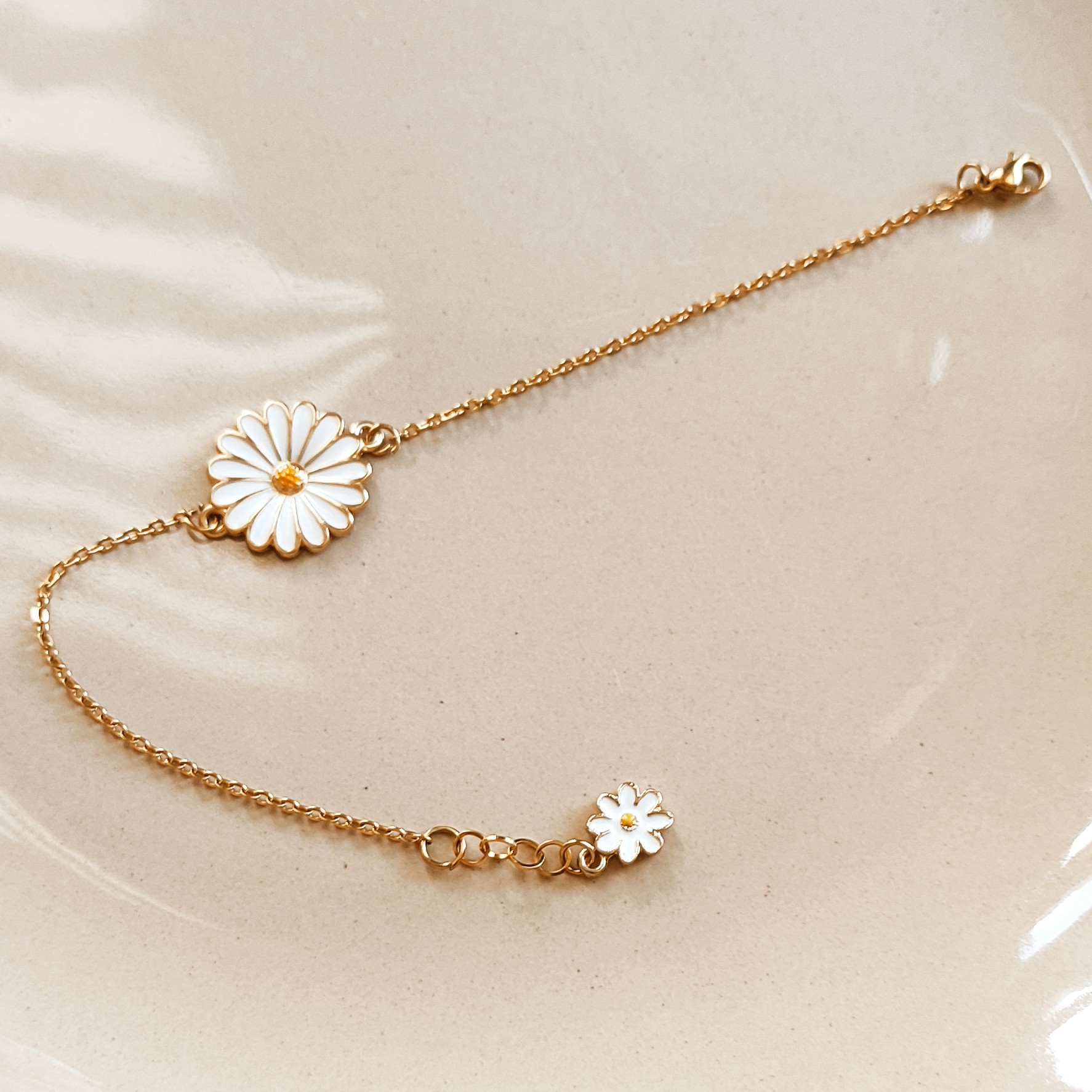 دستبند بابونه استیل رنگ ثابت 