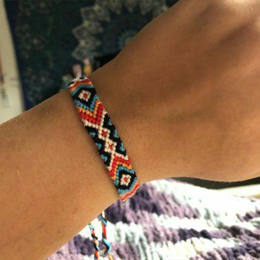 دستبند بافت  دوستی مدل B1