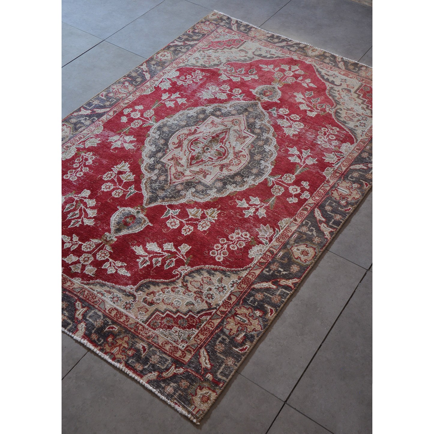 فرش دستبافت شش متری امیرخیز مدل وینتیج کد 6401