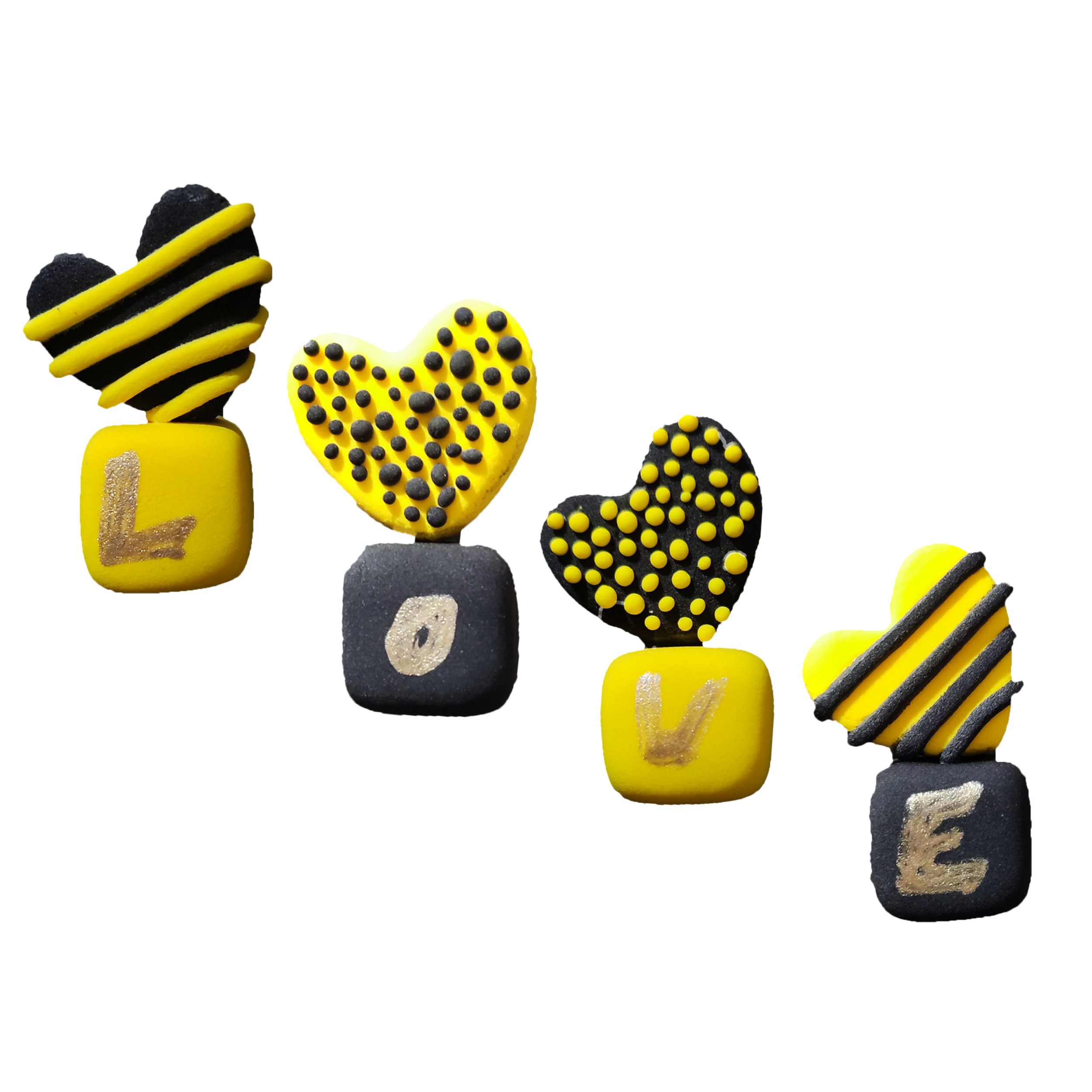 مگنت یخچال قلب و مکعب ( love ) کد MK118 مجموعه 4 عددی - رنگ زرد و مشکی