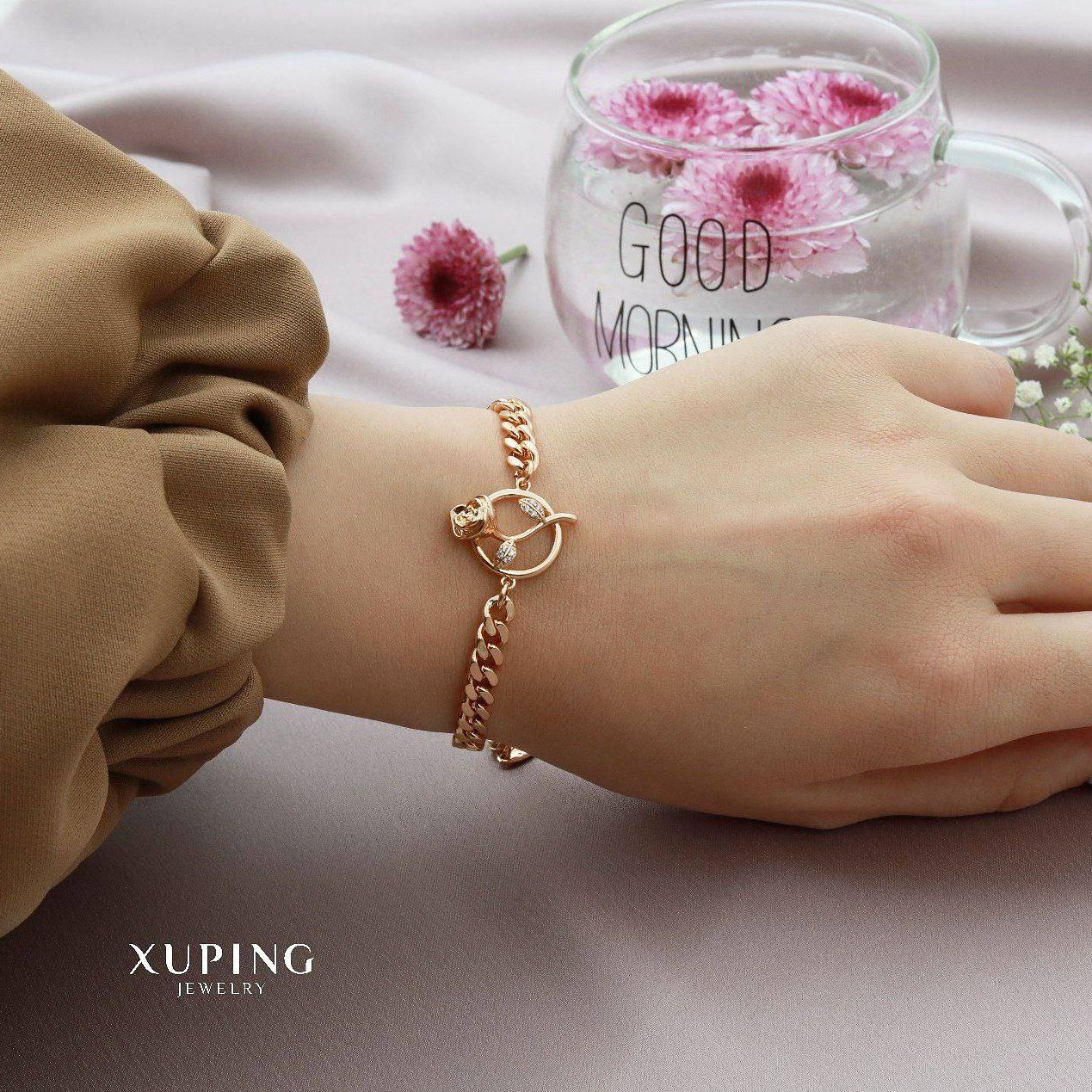 دستبند زیبای کارتیر طرح گل رز  از برند ژوپینگ