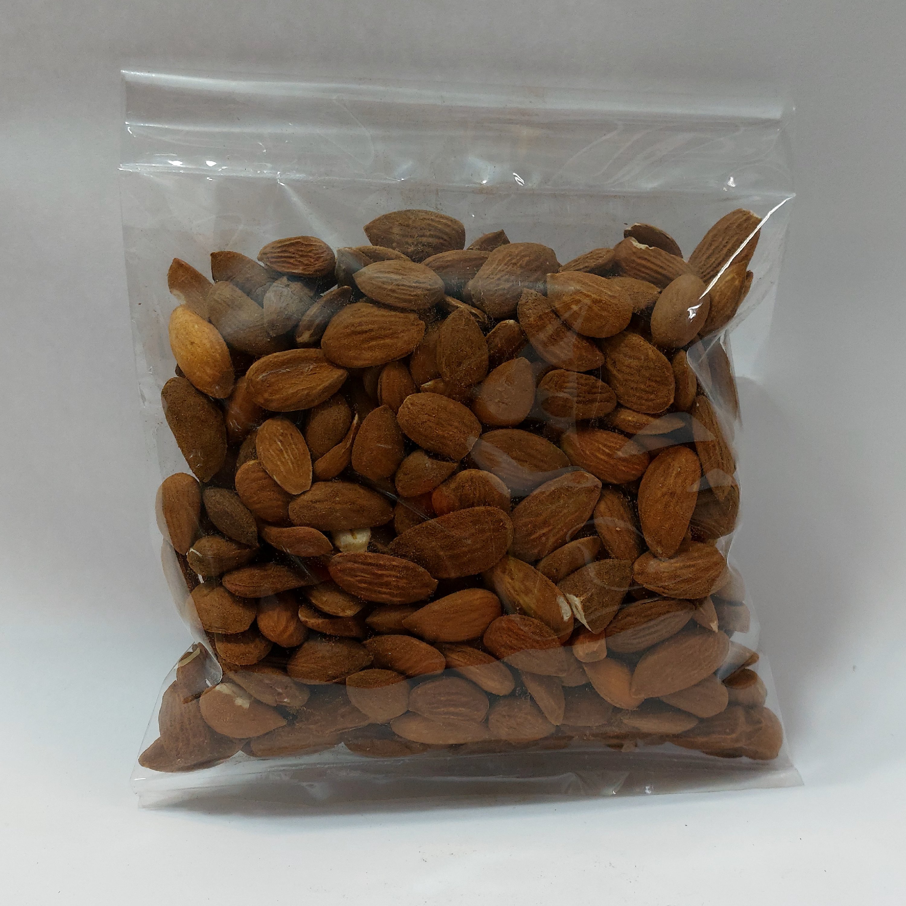 مغز بادام درختی ارگانیک یزد