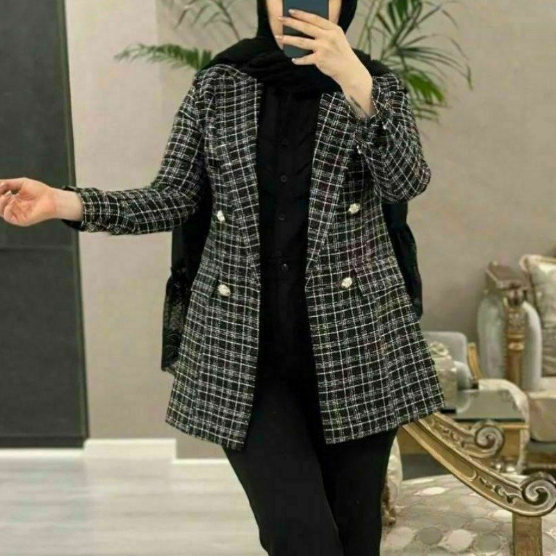 مانتو مشکی درجه یک فروش فوق العاده رنگ در دو سایز 1 و 2 با کیفیت عالی و دوخت مزونی