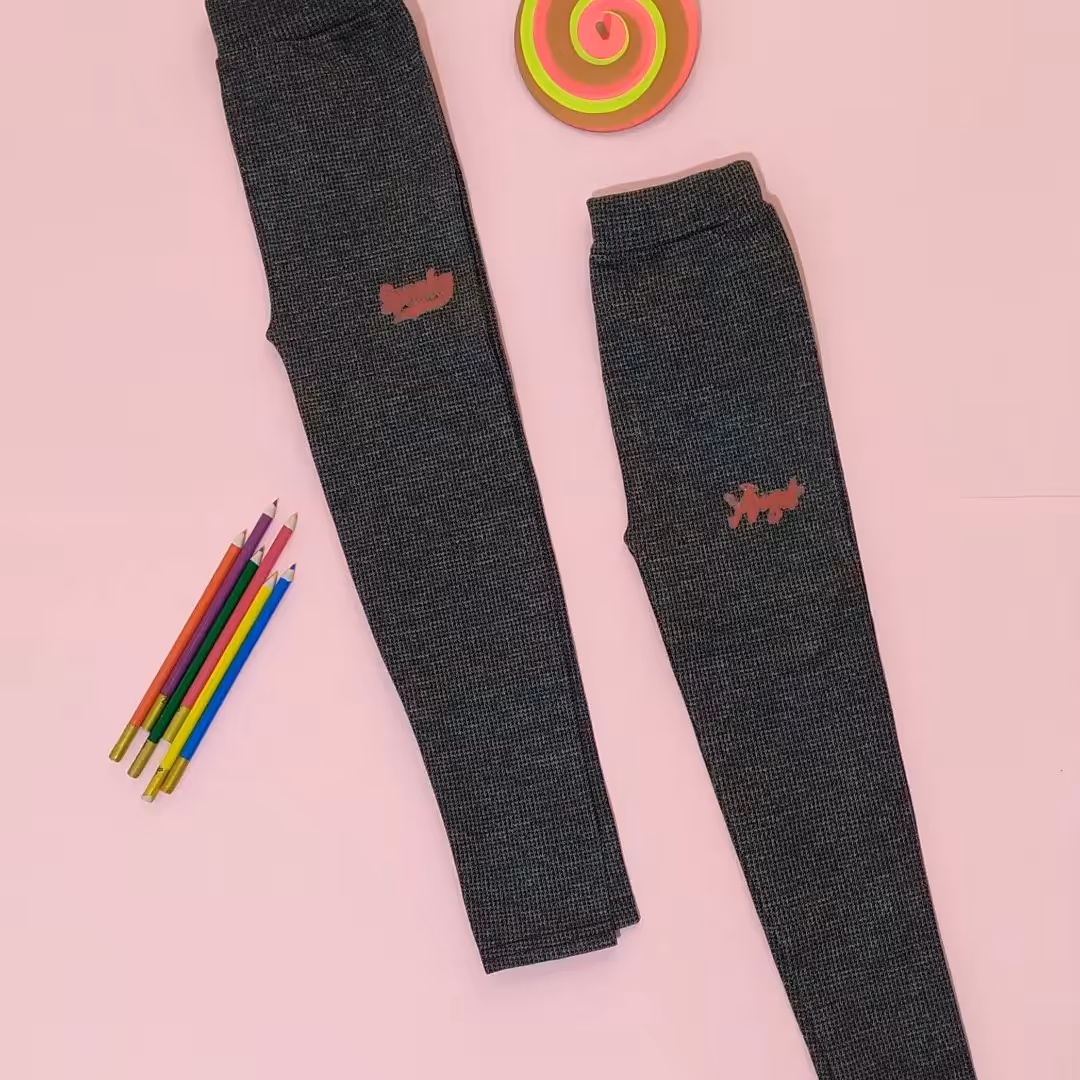 شلوار جناقی    دخترانه بیرون پوش   سایزبندی 50-55-60-65  تک رنگ