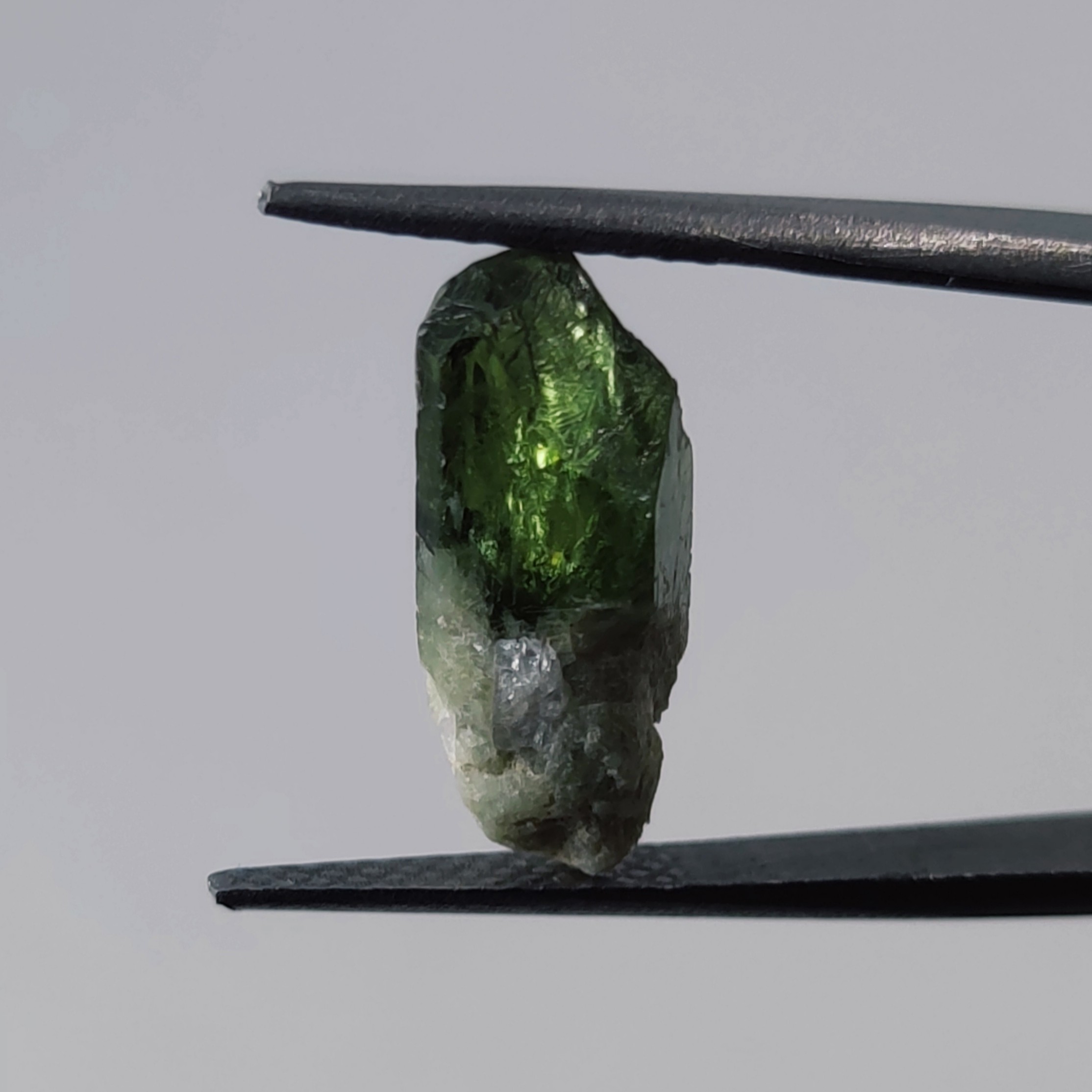 راف سنگ هیدنیت معدنی کشور آمریکا (کمیاب)     