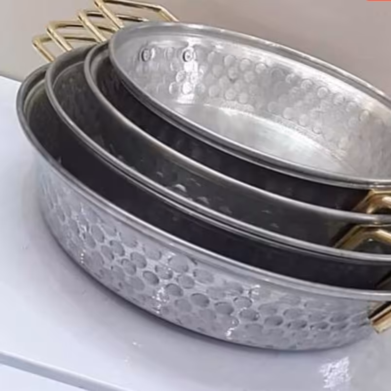 ماهیتابه روحی چکشی  مدل عروس  4 تایی  با دسته های طلایی 
