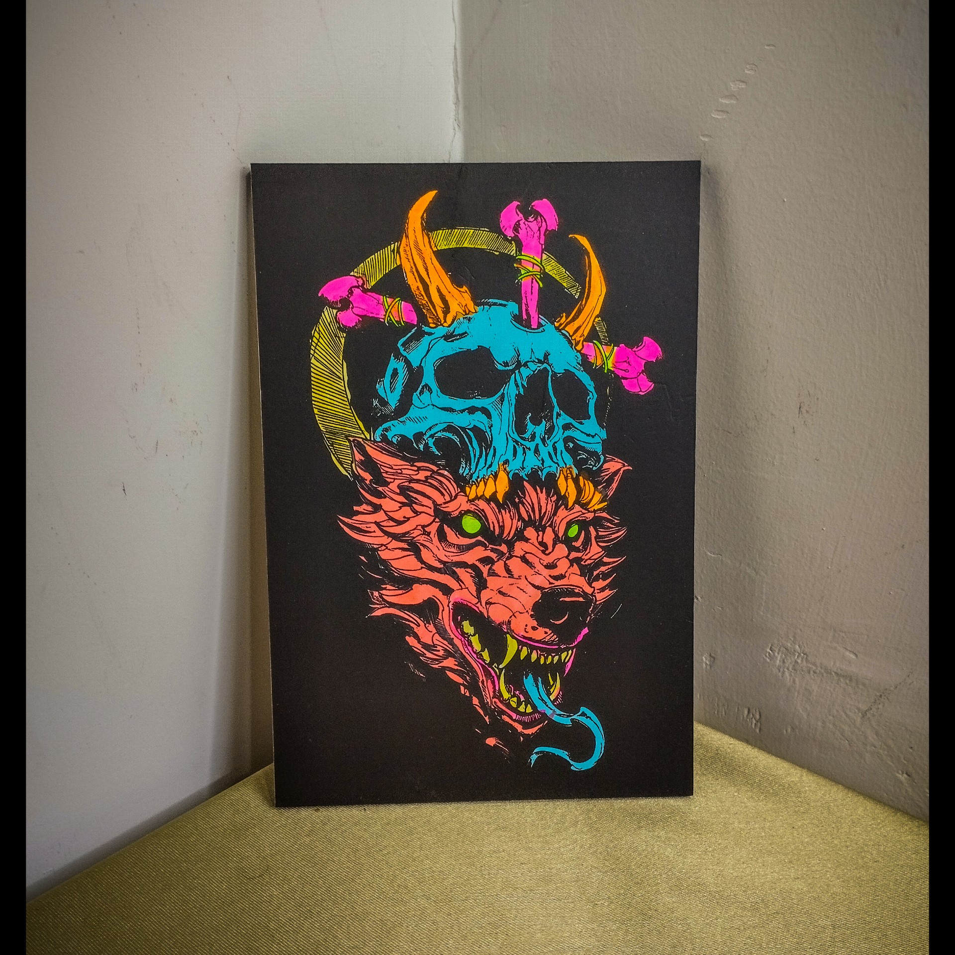 تابلو چوبی بلک لایت مدل گرگ (سه بعدی)