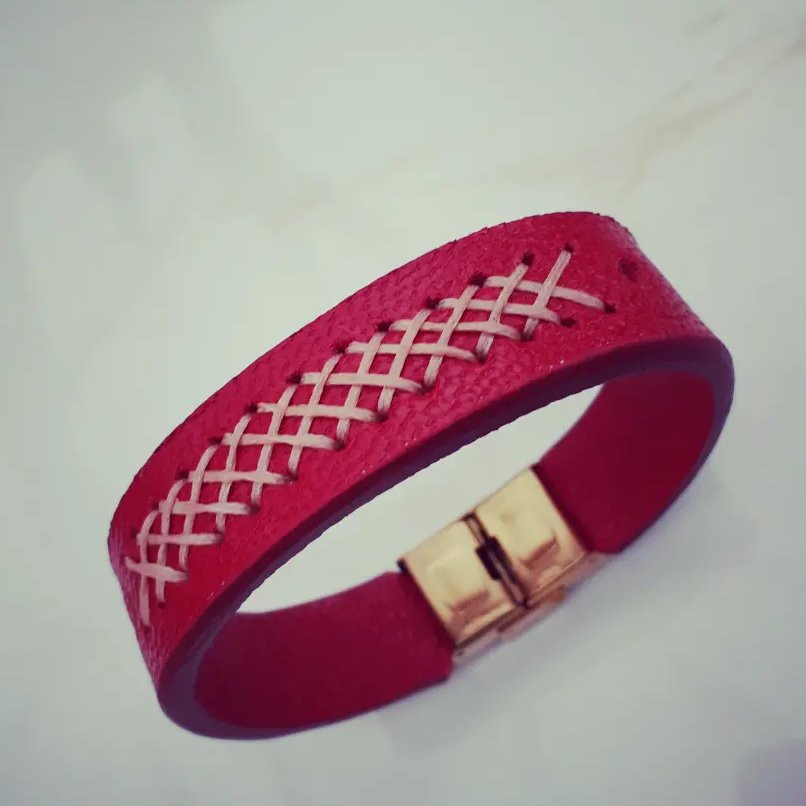 دستبندچرم طبیعی2