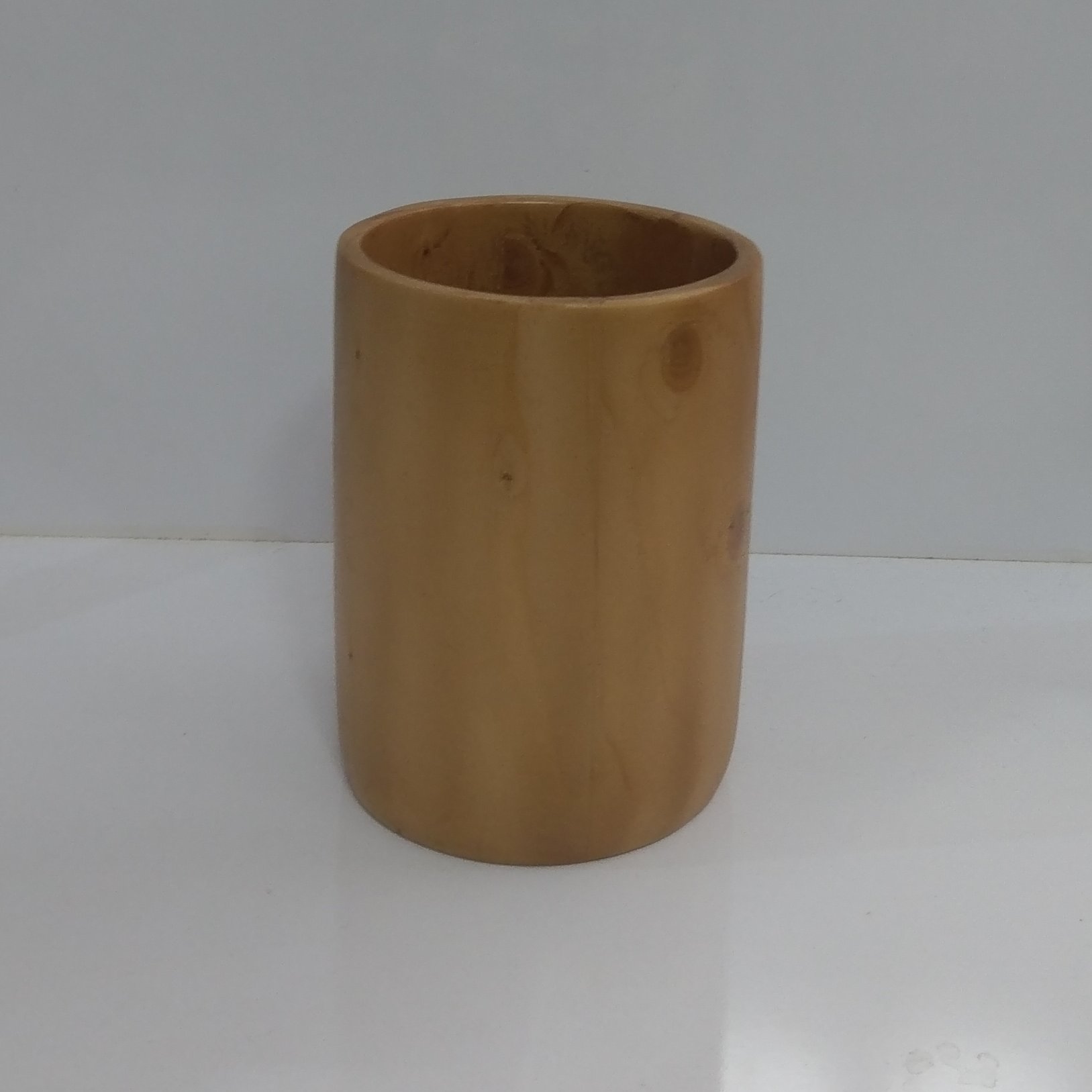 جای قاشق و چنگال چوبی