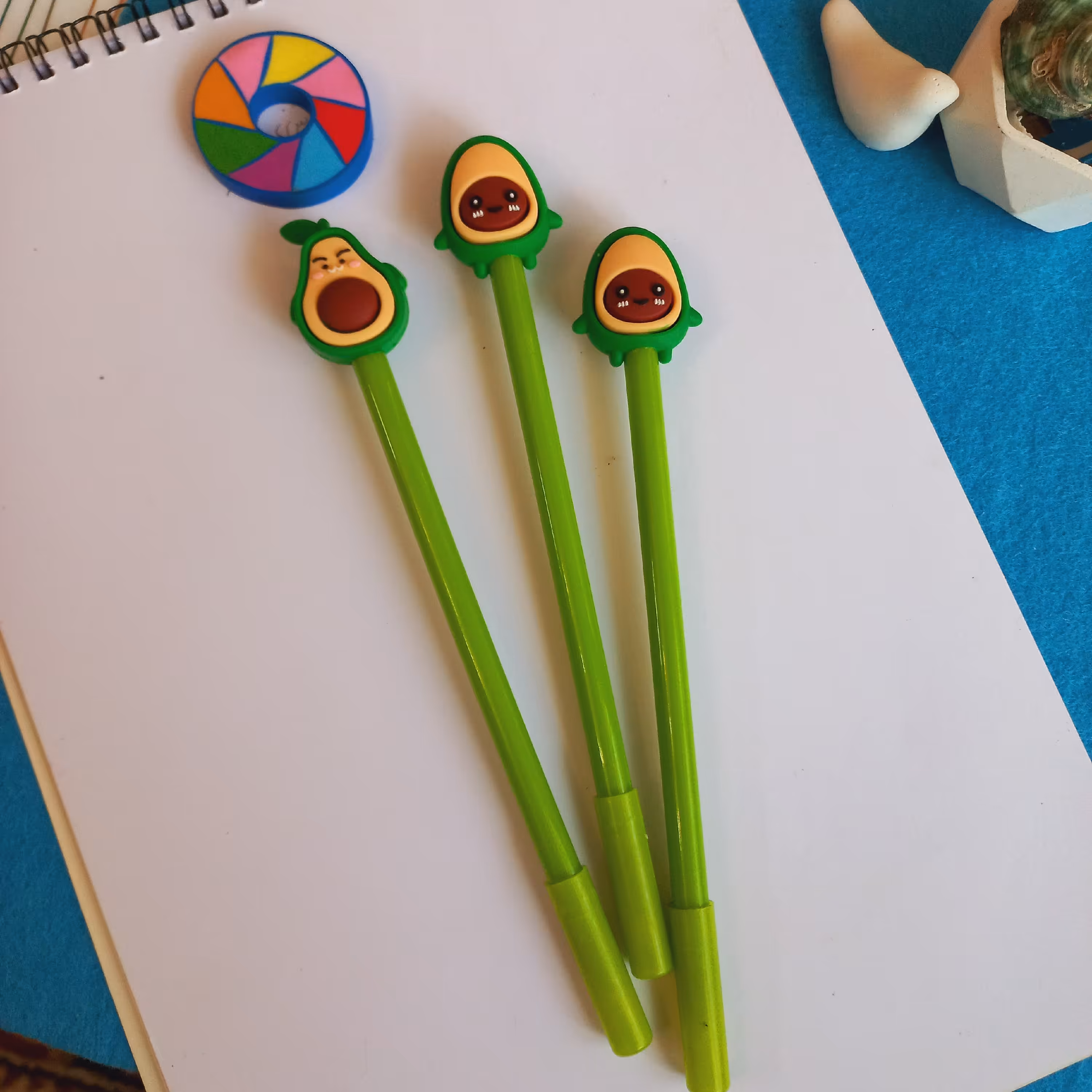 روان نویس  طرح آواکادو