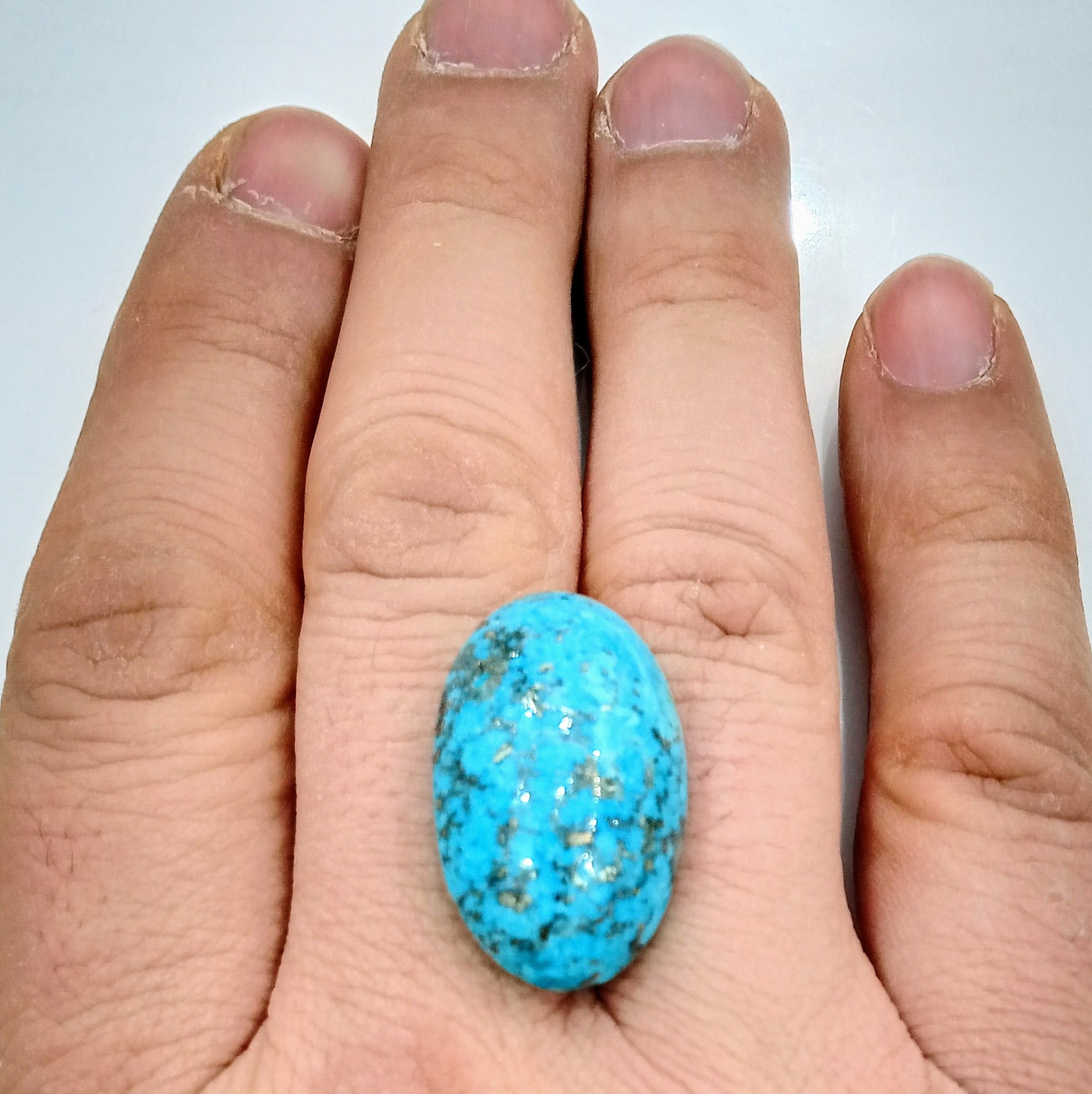 نگین فیروزه کرمان درشت پریت دار 