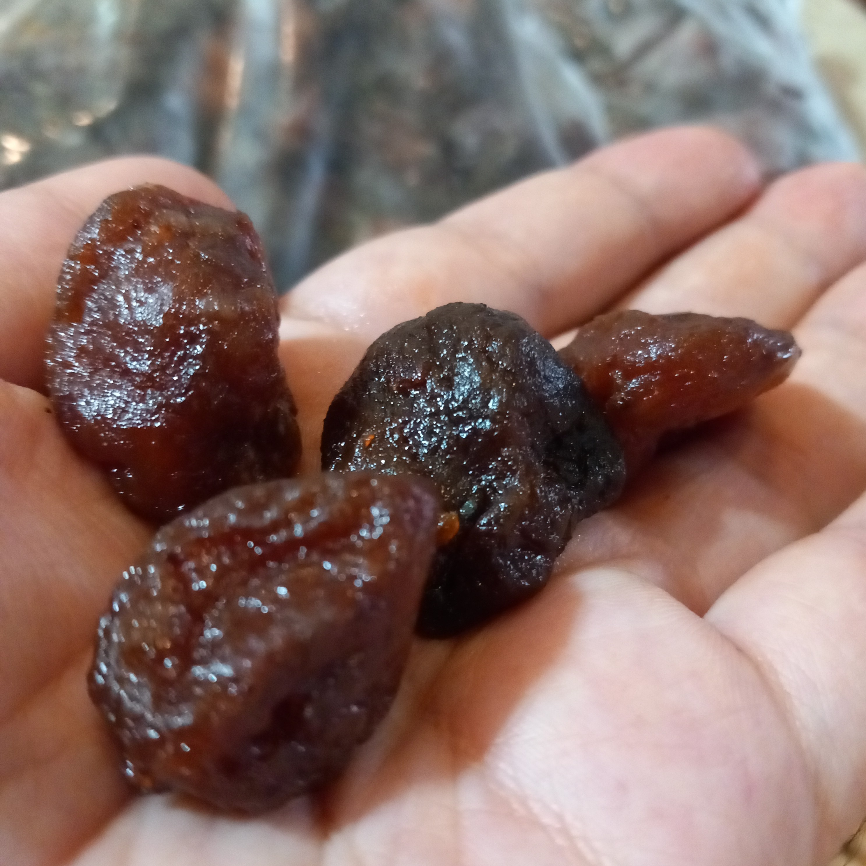 آلو بخارا ،آلو خورشتی طبیعی خشک شده بدون مواد افزودنی دربسته یک کیلویی