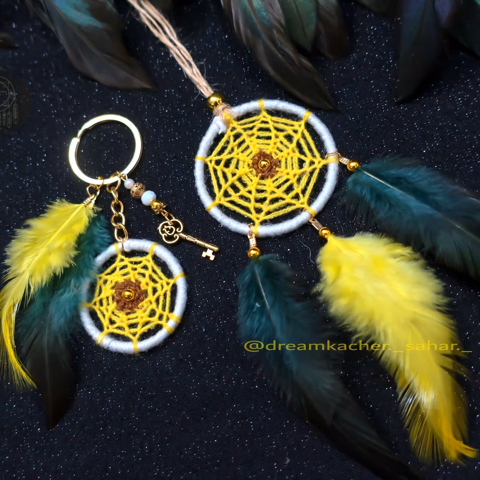 آویز ماشین و جاسوئیچی