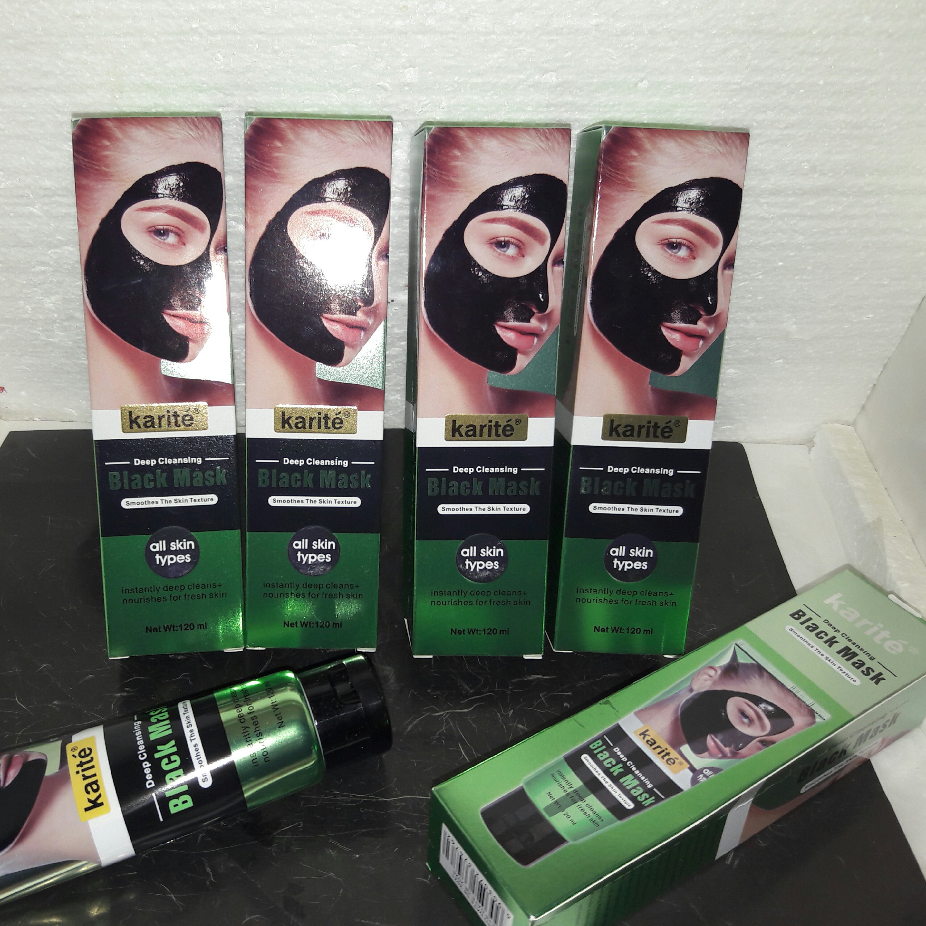 ماسک ذغال صورت کاریته