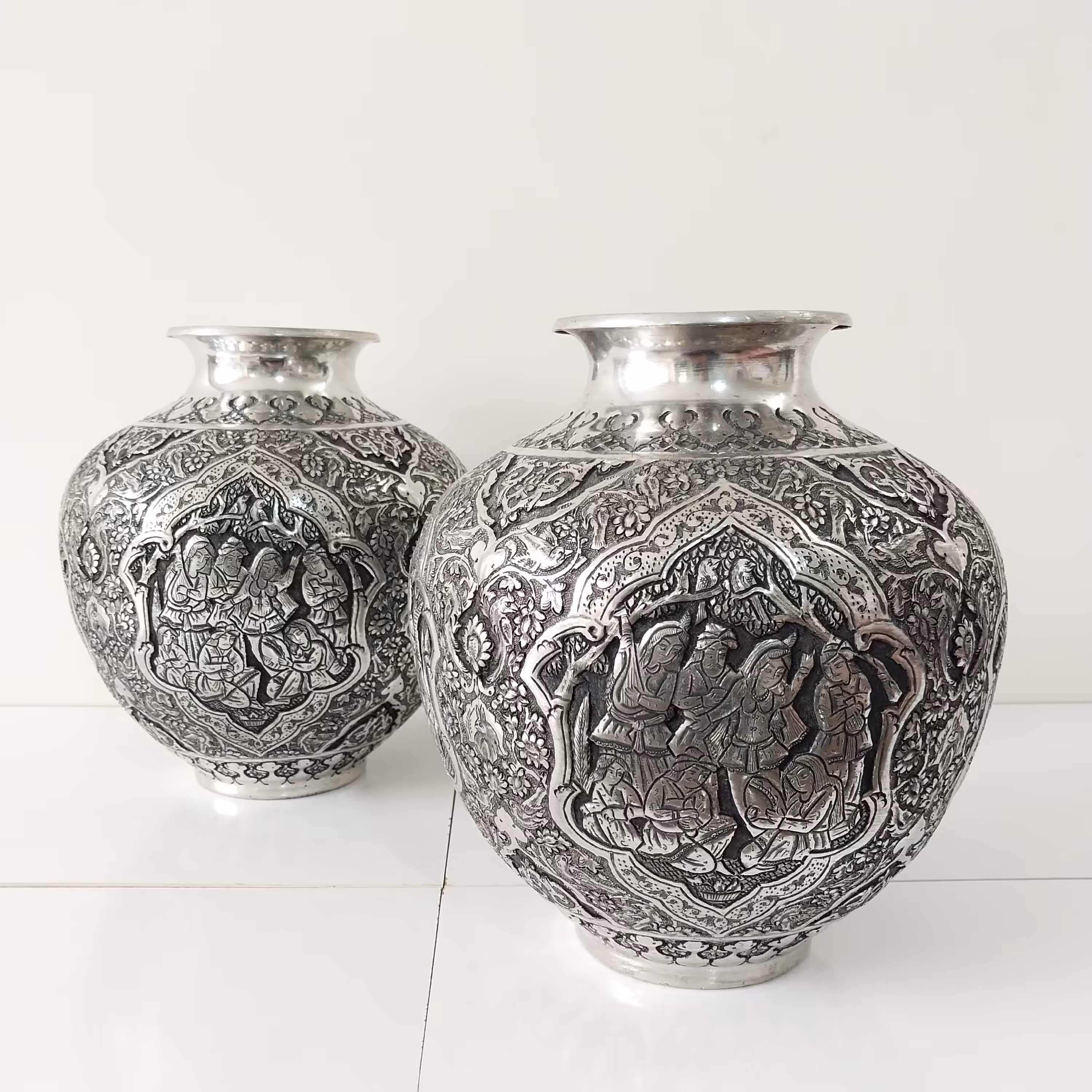 گلدان قلمزنی نفیس ( یک جفت )