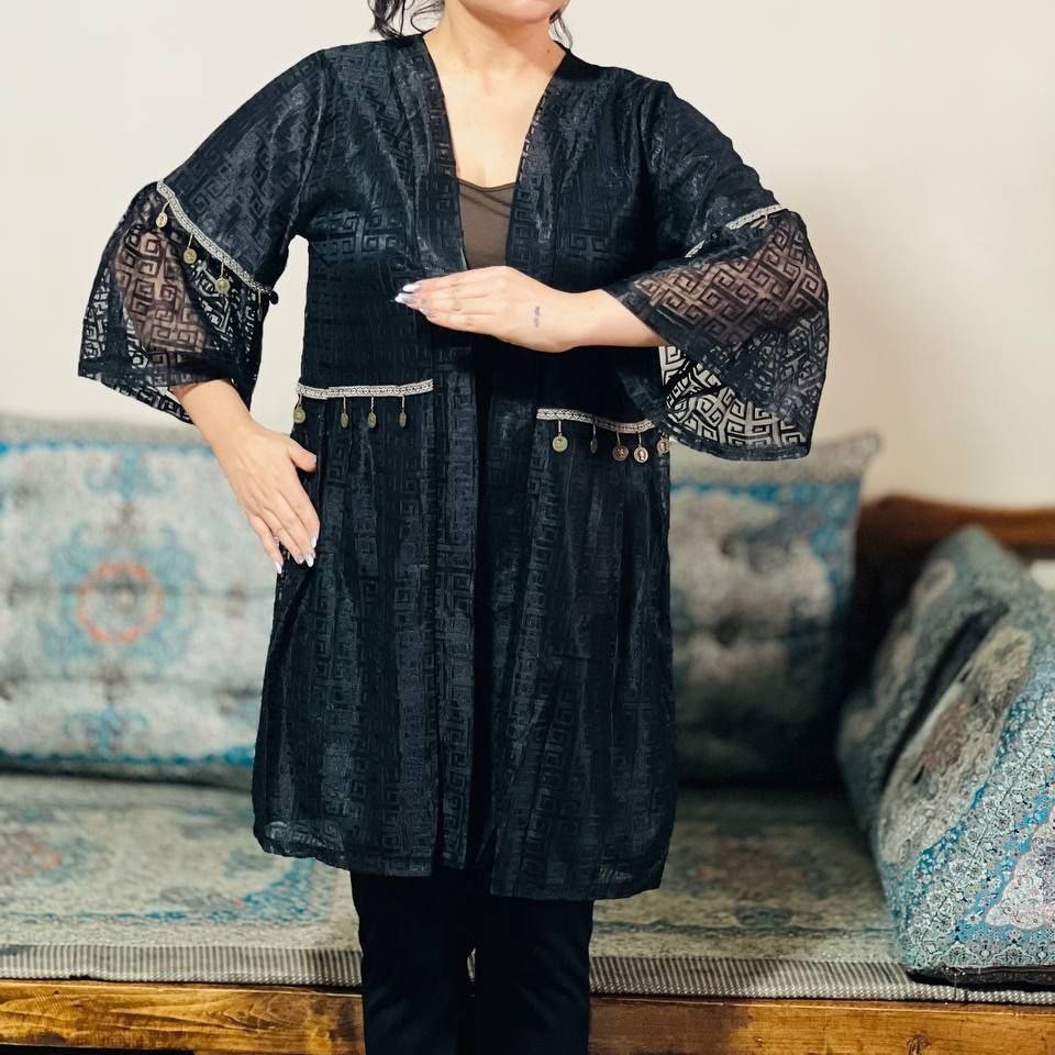 مانتو زنانه گیپوری خرج کار سکه ای بسیار خوشپوش و خوشتن با دوختی تمیز و دقیق کیفیت عالی