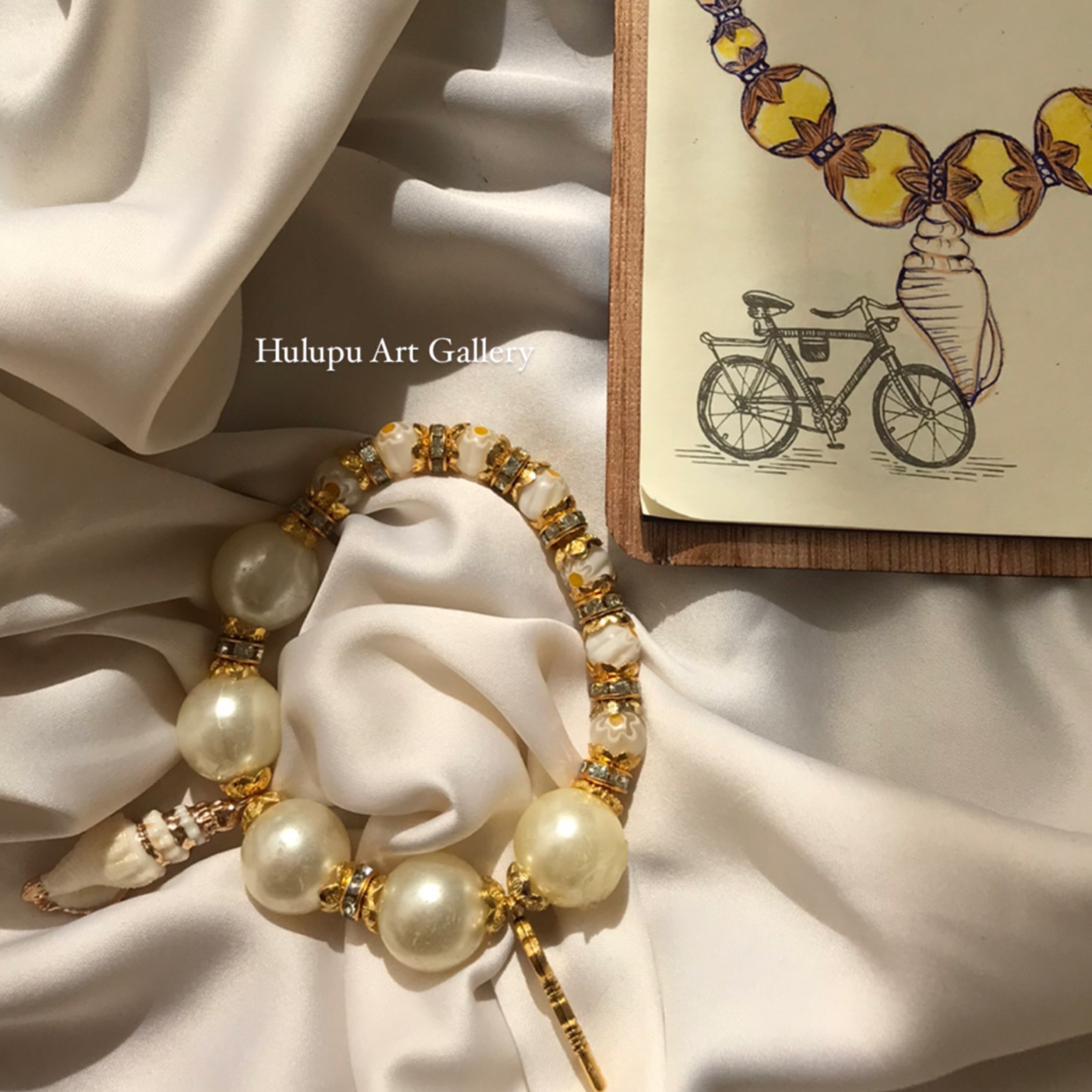 دستبند هندی با مروارید و صدف