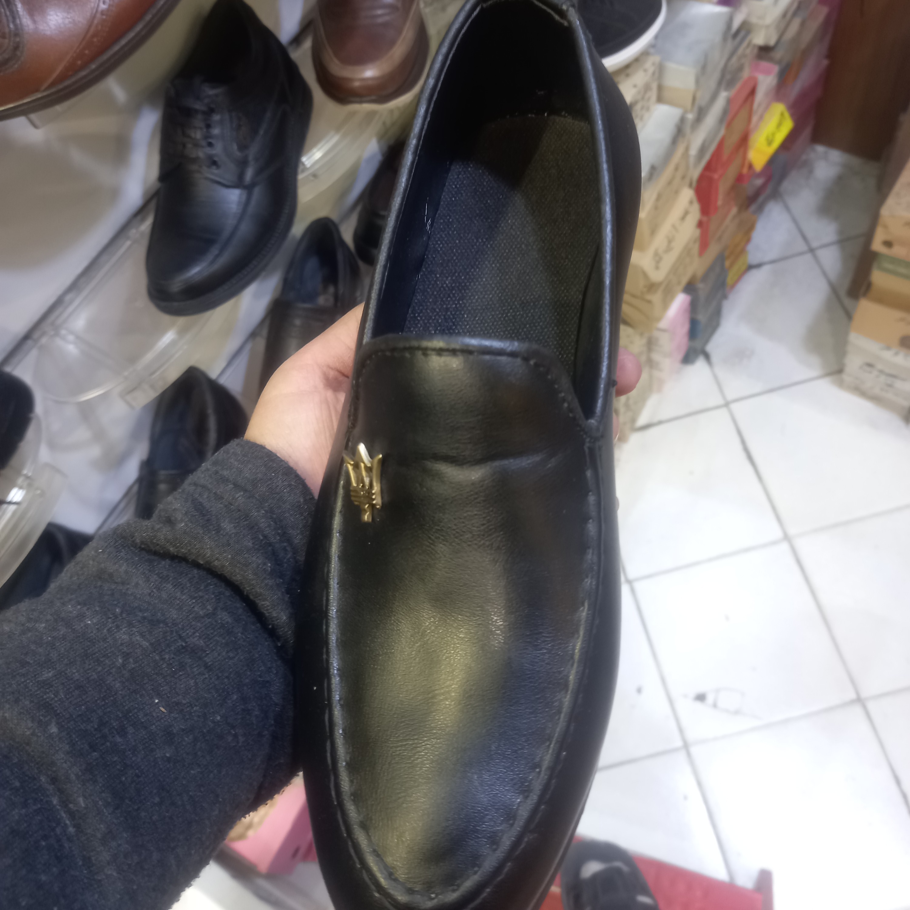 کفش کالج مشکی ساده
