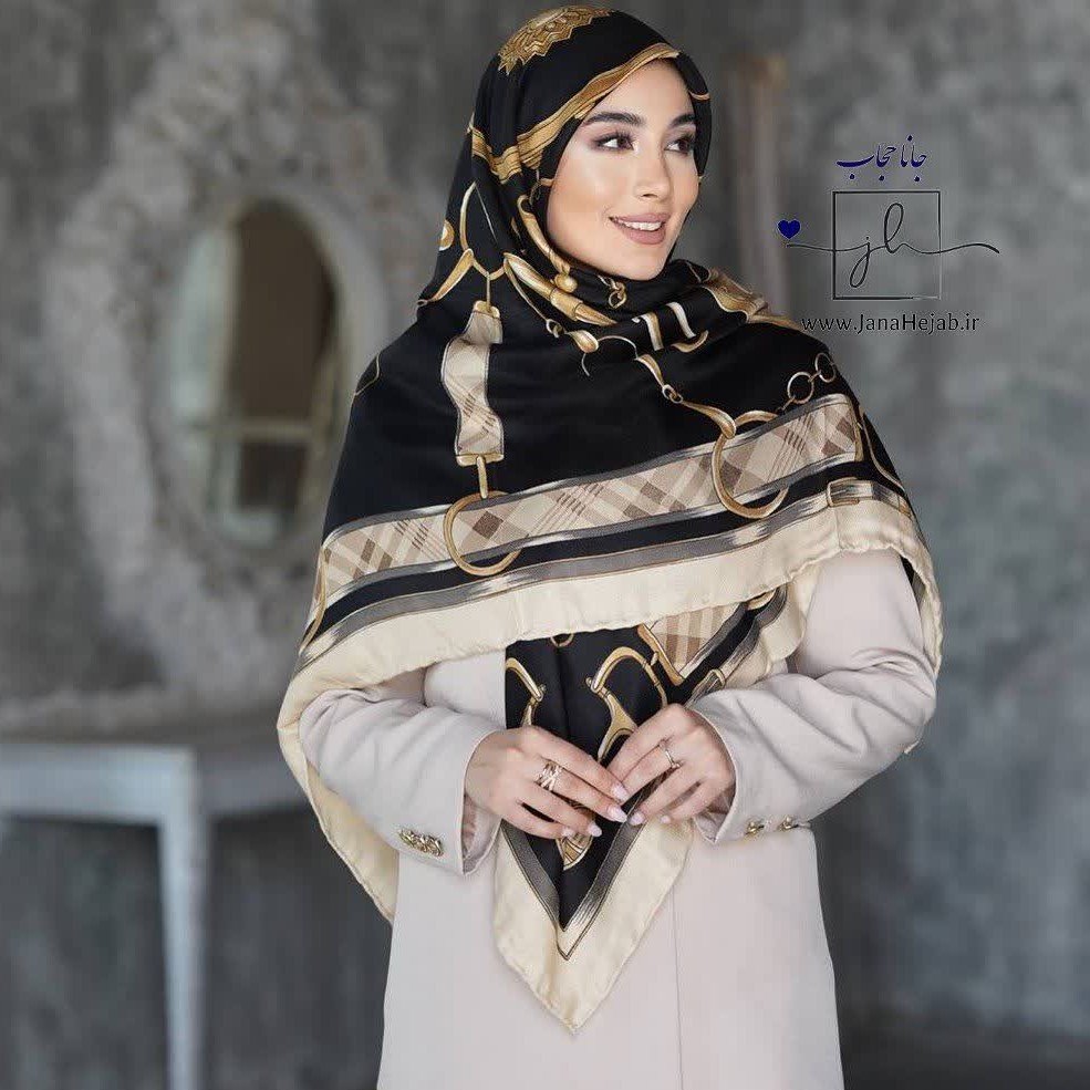 روسری پاییزه مشکی کرم
