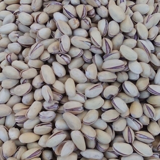 پسته احمد آقایی سنتی(نمکی)(250گرمی)